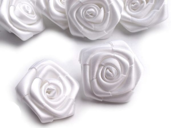 Saténová ružička biela