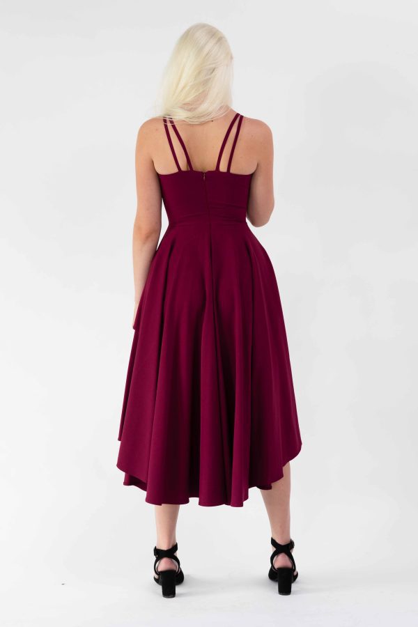 MIDI šaty na ramienka s nariasenou sukňou bordové