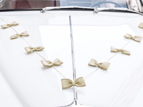 Jutový set na výzdobu svadobného auta